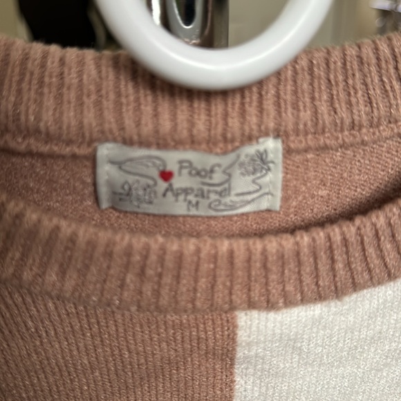 Cream and white comfy sweater - Picture 2 of 3